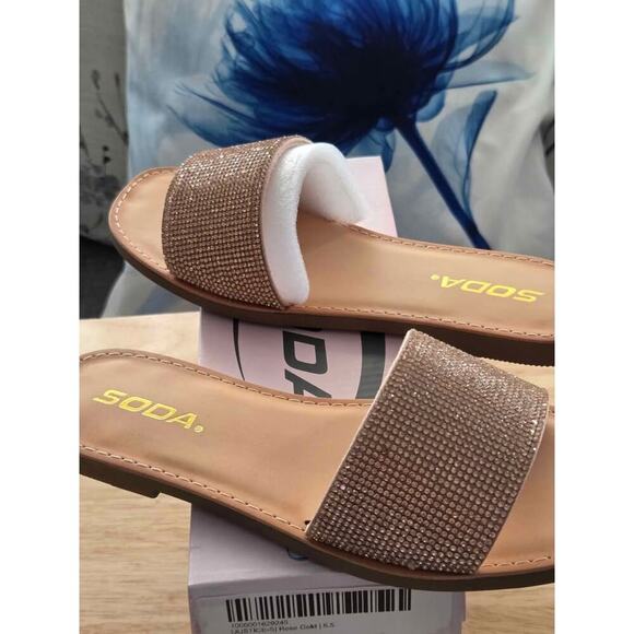 SODA RoseGold Slip on Sandals - Picture 3 of 4